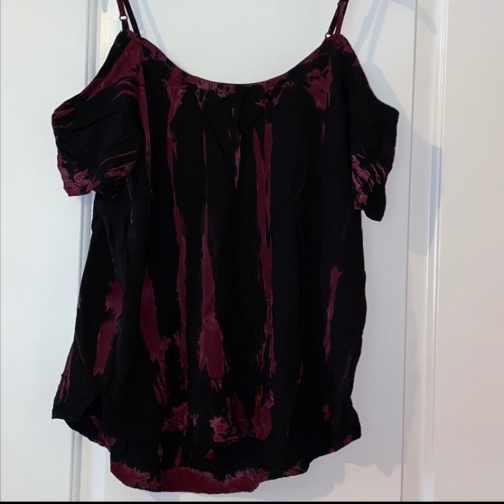 Cold Soulder Dyed Top